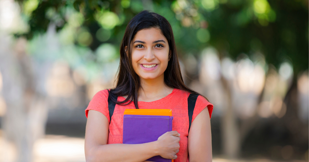 শিক্ষার্থীদের ছাত্রাবাস ত্যাগের নির্দেশ
