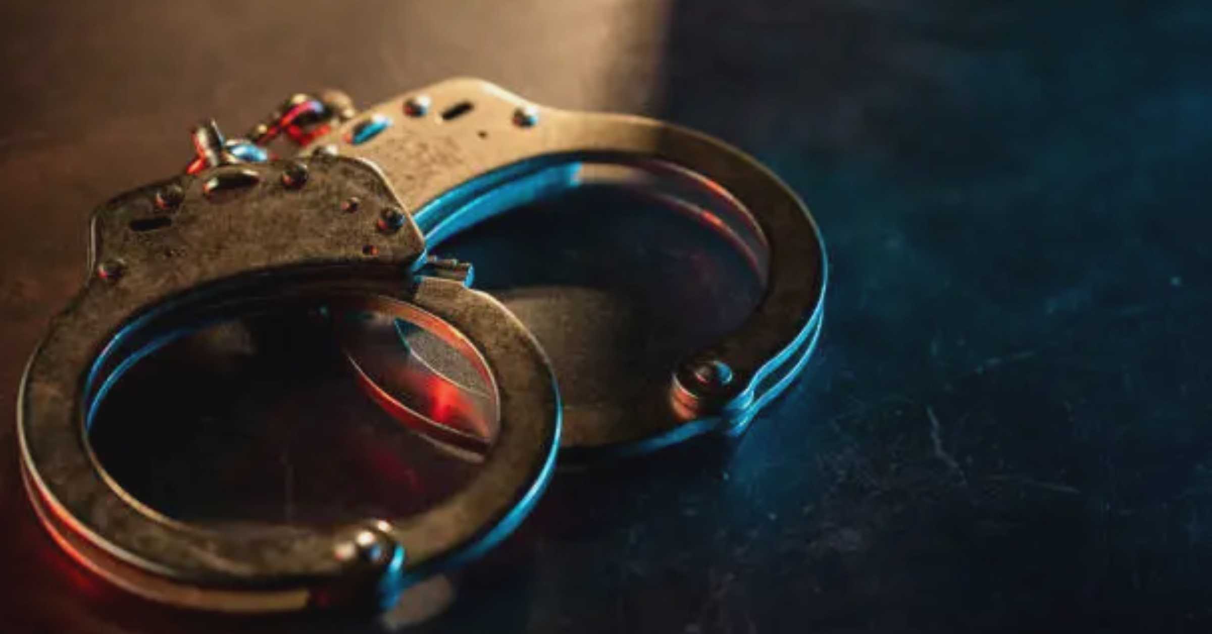 জে এম সেন হলের দুর্গাপূজায় সাংস্কৃতিক অনুষ্ঠানের ঘটনায় দুইজন গ্রেফতার